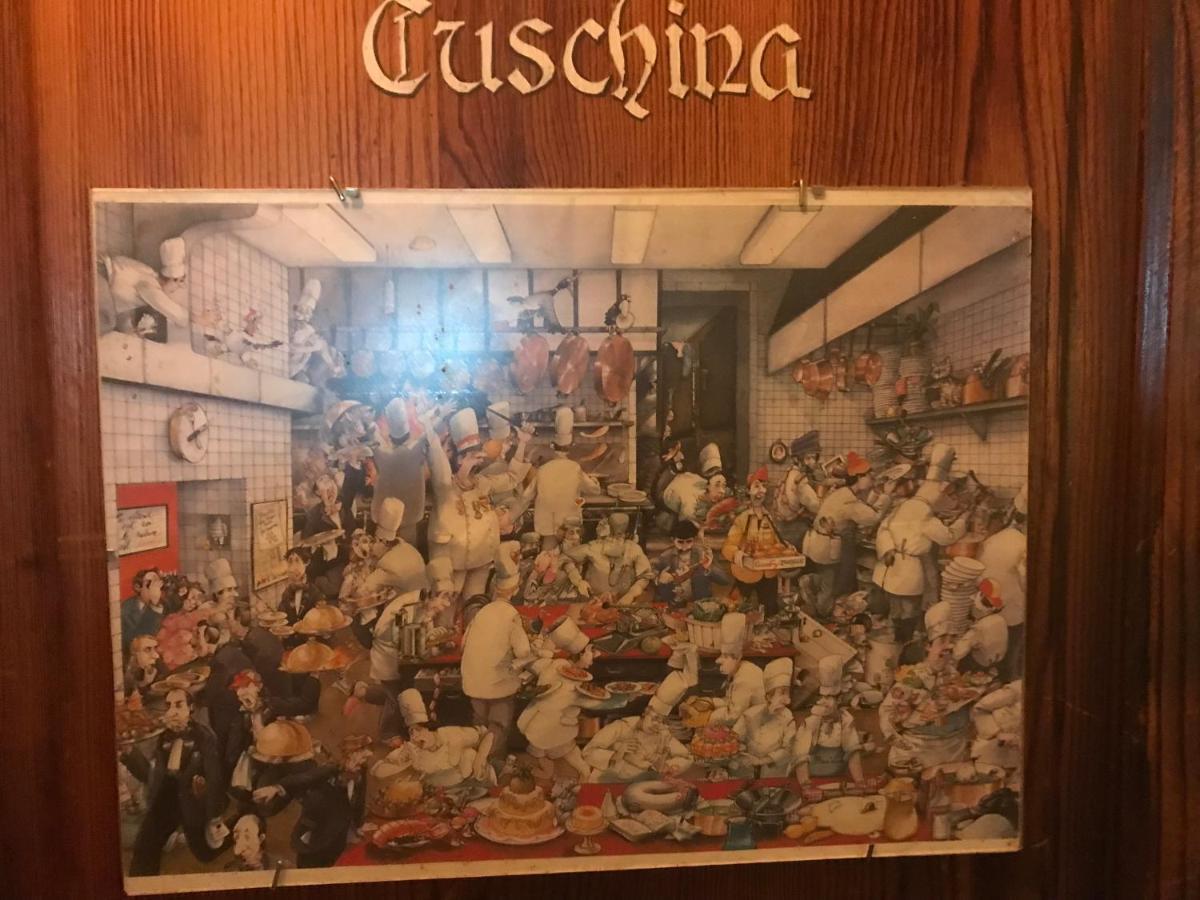 לינה וארוחת בוקר Tavanasa Ustria Crusch Alva מראה חיצוני תמונה